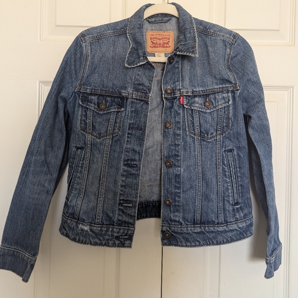 Levi's Denim Jacket w/Our Lady of Guadalupe Patch - Picture 3 of 7